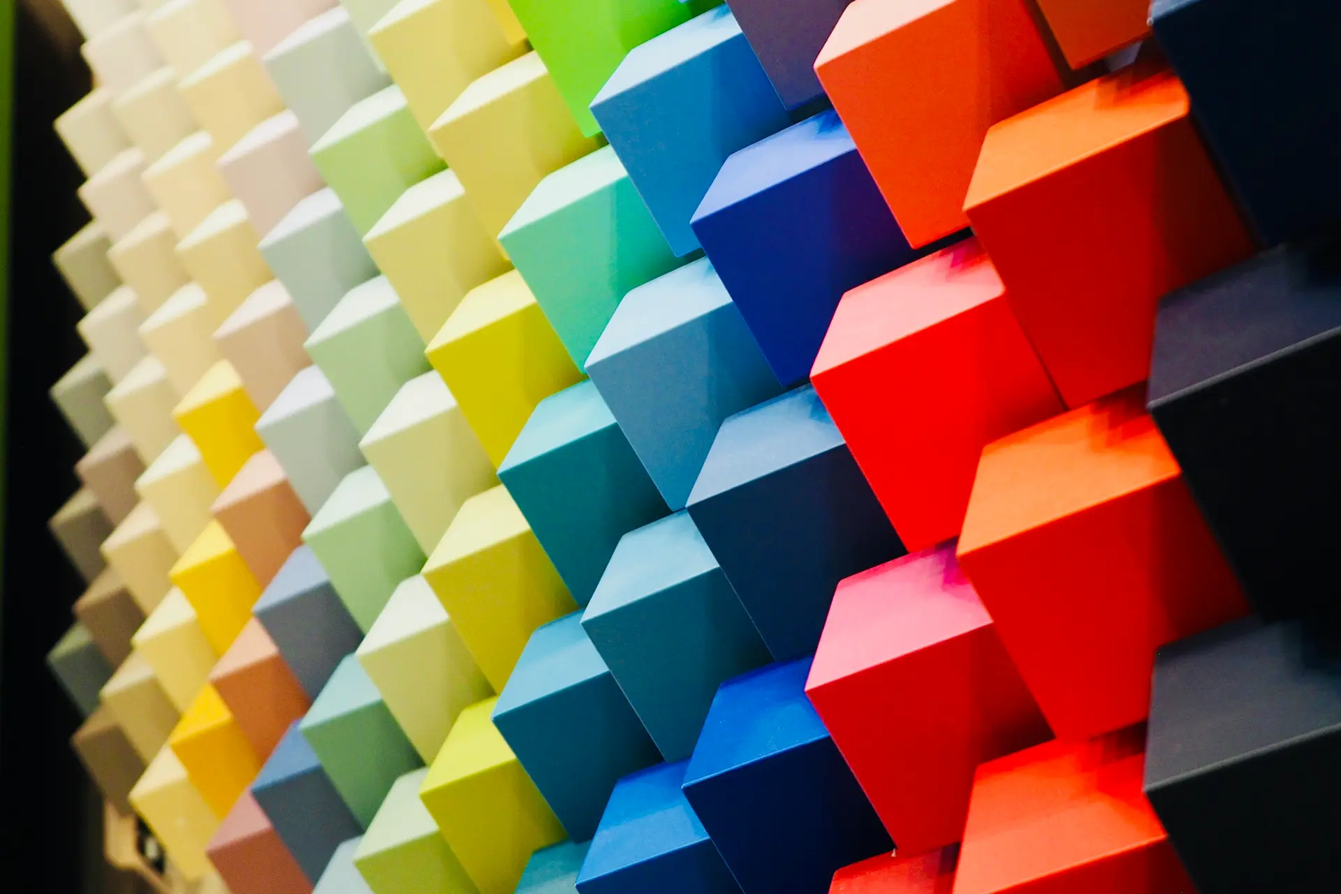 Tissus, peintures, papiers-peint Angoulême.